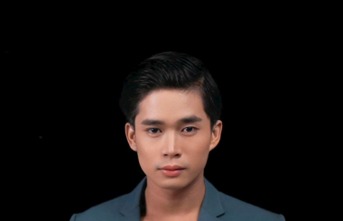 Giám Đốc Trẻ Phan Đình Văn Tin chọn Gỗ Nội Thất Trung Đông Âu Cho Văn Phòng Hiện Đại